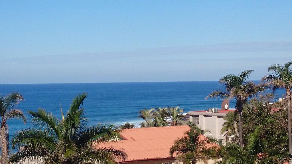 Topanga Holiday Home Uvongo Beach Exterior photo